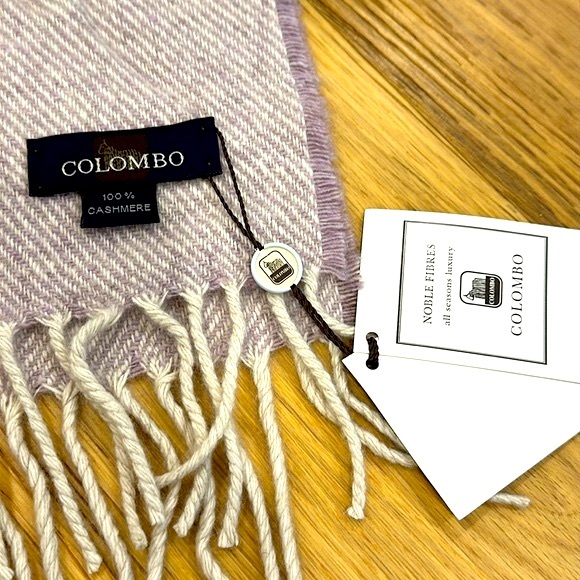 NWT Colombo 100% Cashmere Lavender Purple White Print Scarf Rectangular Fringe - Picture 4 of 7